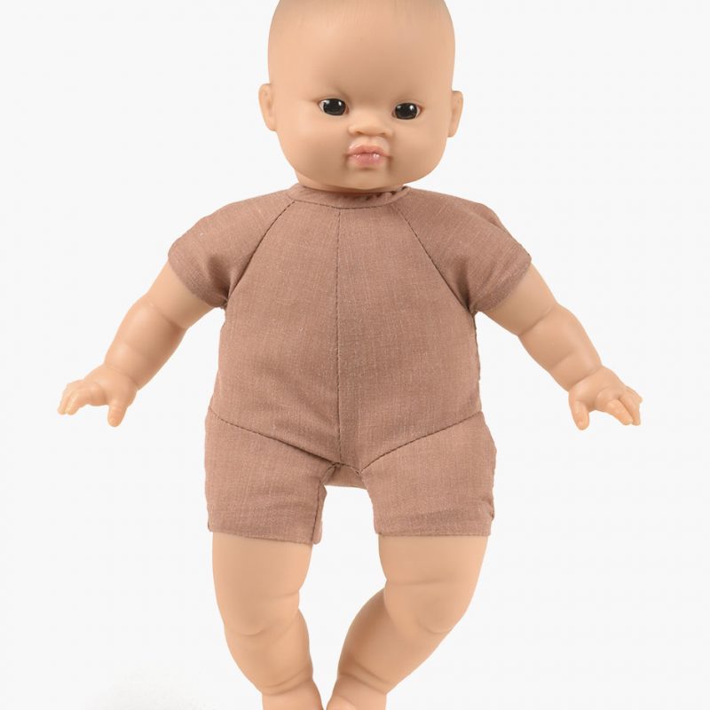 minikane-collection-accessoires-et-dressing-poupees-babies-28cm-matteo-petit-garcon-asie-debout